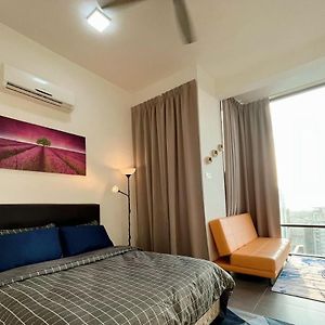 Апарт отель Hearty Studio Empire Damansara/Wifi/Netflix Петалинг-Джая Exterior photo