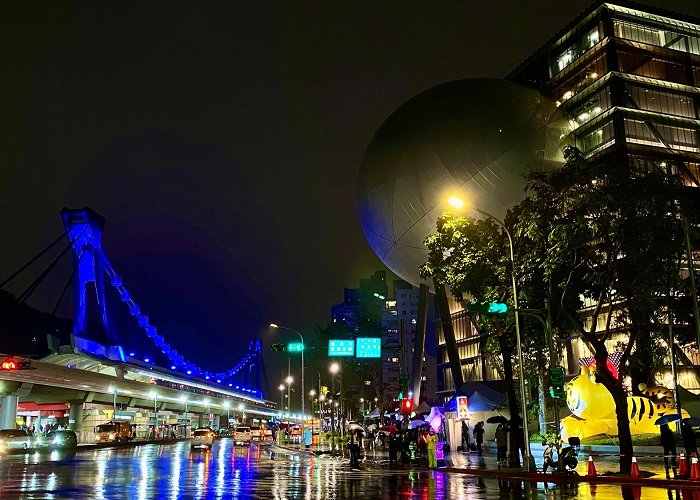 Shilin Night Market photo