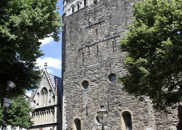 Onze Lieve Vrouweplein Basilica of Our Lady, Maastricht, Netherlands – Notes from Camelid ... photo