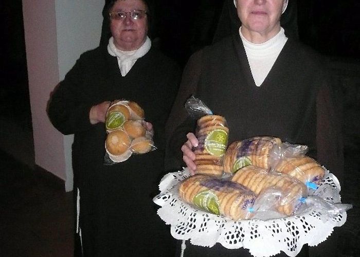 Convento de Madre de Dios Las monjas de clausura de Coria (Cáceres) elaborarán más de 4.000 ... photo