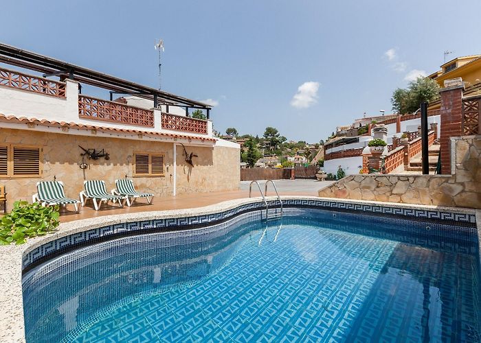 FGC Olesa-Esparraguerra Olesa de Montserrat, ESP : Locations de Vacances | Abritel photo