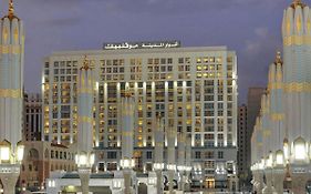 Отель Anwar Al Madinah Movenpick Медина Exterior photo