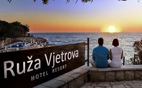Ruza Vjetrova - Wind Rose Hotel Resort Добра-Вода Exterior photo