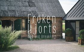 Froeken Hjorts Bed And Breakfast Хёганес Exterior photo