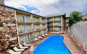 Reagan Resorts Inn (Adults Only) Гатлинбург Exterior photo