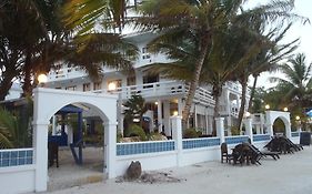 Coconuts Caribbean Resort Сан-Педро Exterior photo