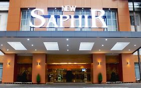 Hotel New Saphir Джокьякарта Exterior photo