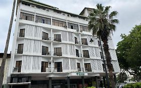 Hotel Rizzo Гуаякиль Exterior photo