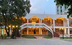 De Leopol Hotel Аддис-Абеба Exterior photo