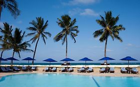 Jacaranda Indian Ocean Beach Resort Диани-Бич Exterior photo
