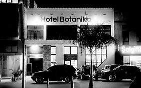 Botanika Hotel Бужумбура Exterior photo