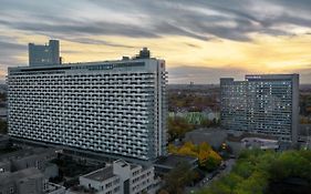 Отель The Westin Grand Мюнхен Exterior photo