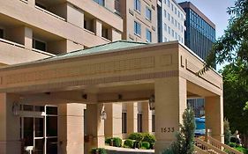 Отель Sonesta Select Arlington Rosslyn Exterior photo