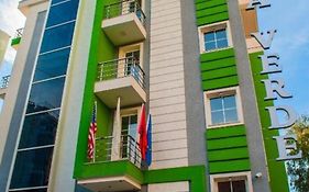 Hotel Vila Verde City Center Тирана Exterior photo