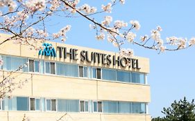 The Suites Hotel Кёнджу Exterior photo