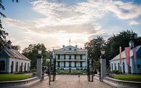 Отель Kasteel De Vanenburg Пюттен Exterior photo