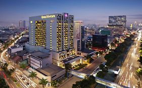 Отель Grand Mercure Jakarta Harmoni Exterior photo