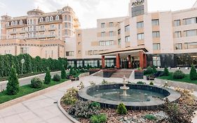 Отель Жаннат Ридженси Бишкек Exterior photo
