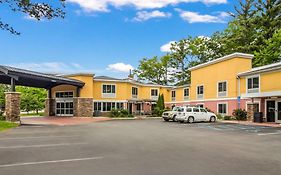 Отель Best Western Plus Траверс-Сити Exterior photo