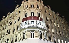 Hotel Pension Baron Am Schottentor Вена Exterior photo