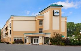 Days Inn & Suites By Wyndham Олбани Exterior photo