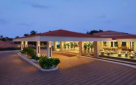 Holiday Inn Resort Goa, An Ihg Hotel Кавелоссим Exterior photo