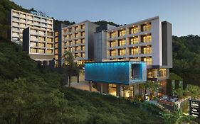 Hotel Ikon Phuket - Sha Extra Plus Карон Exterior photo