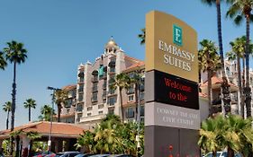 Embassy Suites By Hilton Los Angeles Дауни Exterior photo