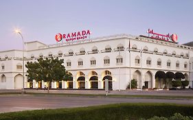 Ramada Qurum Beach Hotel Маскат Exterior photo