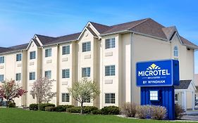 Microtel Inn & Suites By Wyndham Манкейто Exterior photo