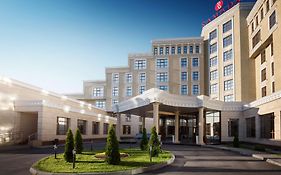 Отель Ramada by Wyndham Алматы Exterior photo