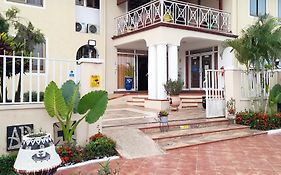 Asantewaa Premier Hotel Кумаси Exterior photo