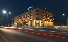 Radisson Blu Hotel, Бурайда Exterior photo