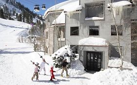 Palisades Tahoe Lodge Скво-Вэлли Exterior photo