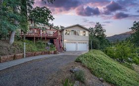 Bed and Breakfast A Bed Of Roses Окхерст Exterior photo