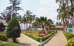 Hotel Riviera Ramatou Plage Ломе Exterior photo
