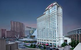 Отель Hartford Marriott Downtown Exterior photo