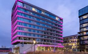 Отель Moxy Amsterdam Houthavens Exterior photo