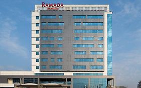 Отель Ramada By Wyndham Erbil Gulan Street Exterior photo