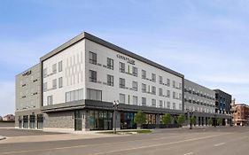 Отель Courtyard By Marriott Lansing Downtown Exterior photo