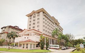 Mulia Hotel Бандар-Сери-Бегаван Exterior photo