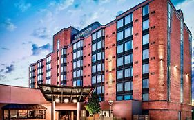 Отель Four Points By Sheraton Mississauga Meadowvale Exterior photo