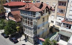 Hotel Pik Loti Тирана Exterior photo