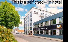 Hotel Sverre Саннес Exterior photo
