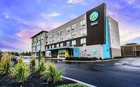 Tru By Hilton Боулинг Грин Exterior photo