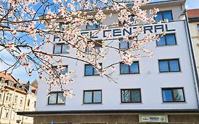 Hotel Central Hauptbahnhof Хайдельберг Exterior photo