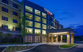 Отель Courtyard By Marriott Pittsburgh North/Cranberry Woods Крэнберри-Тауншип Exterior photo