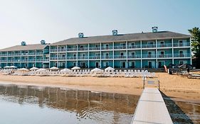 Sugar Beach Resort Hotel Траверс-Сити Exterior photo