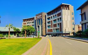 Отель Jacaranda Heights Исламабад Exterior photo