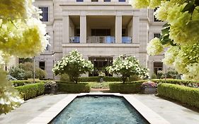 Отель Waldorf Astoria Atlanta Buckhead Exterior photo